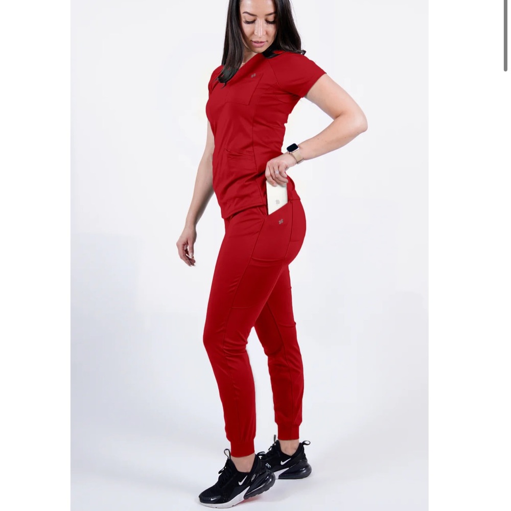 Fit scrubs NWT